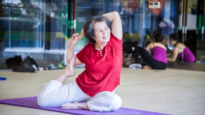 Những Lưu Ý Khi Tập Yoga Cho Người Cao Tuổi