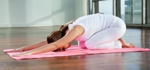 Top 7 Các Tư Thế Yoga Giảm Đau Lưng Bạn Nên Biết